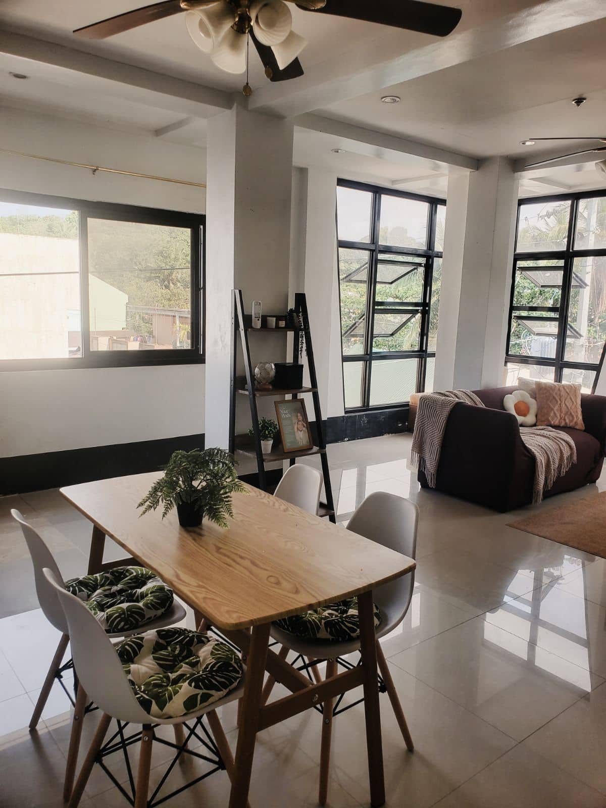 El Kim Suites: Cozy, Modern Stay photo 4