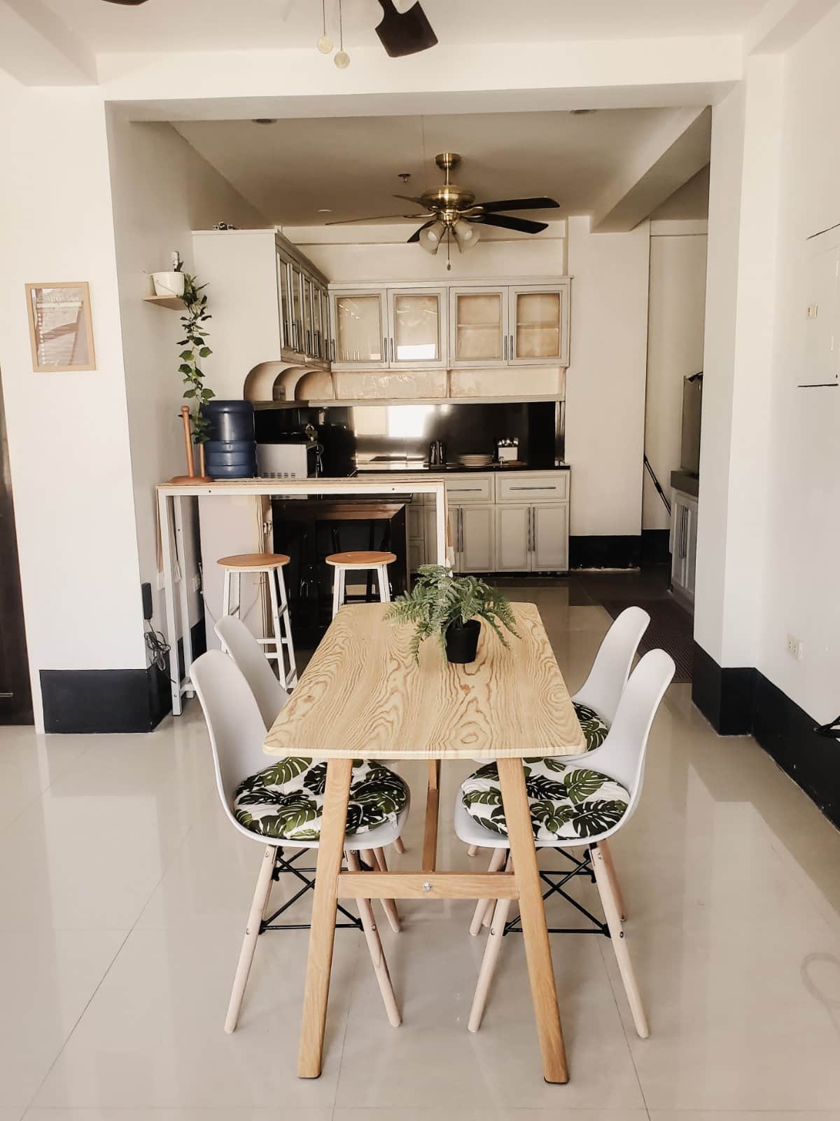El Kim Suites: Cozy, Modern Stay photo 5