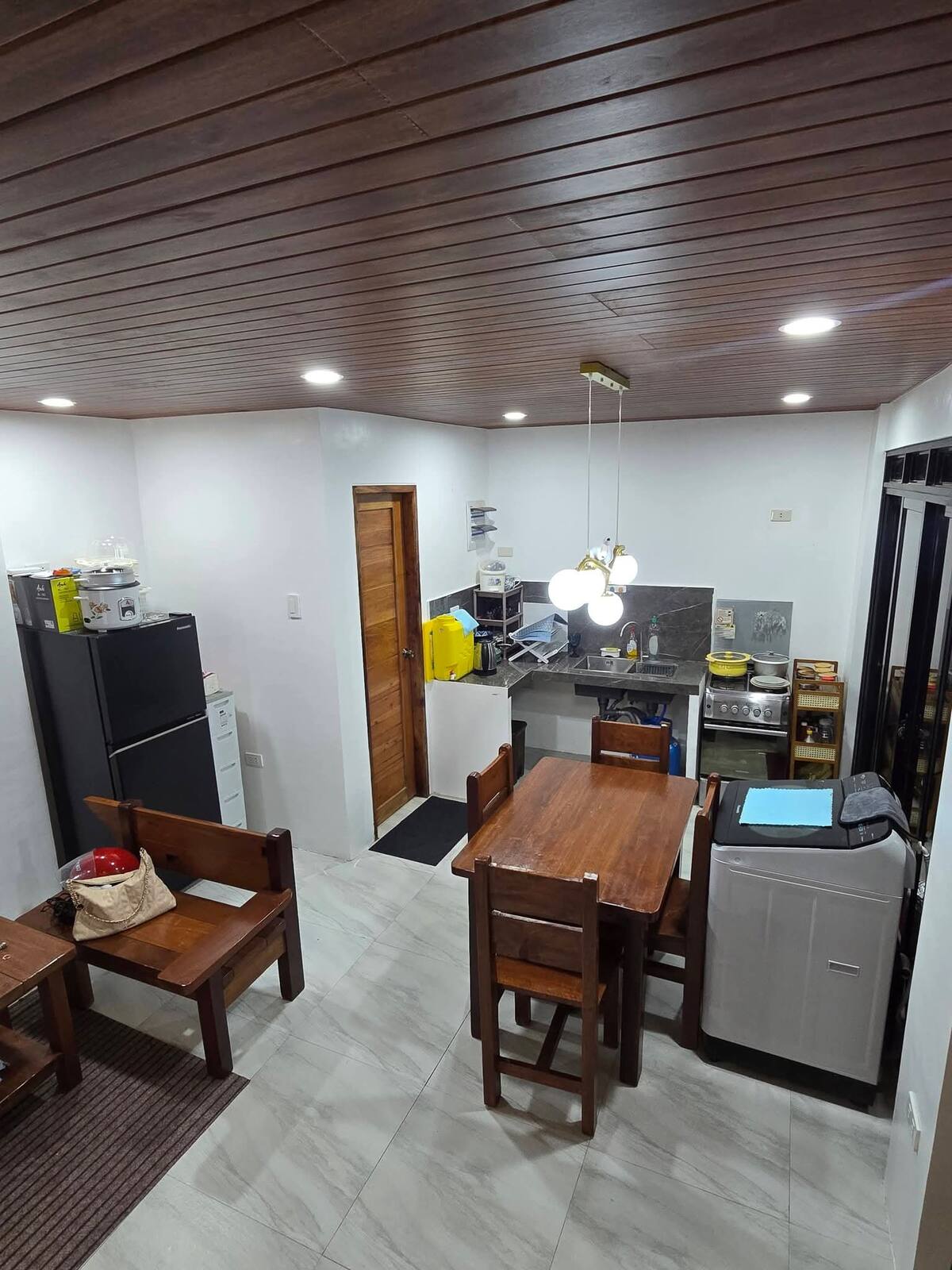 Fully furnished Beach house Laylay Room1 photo 4