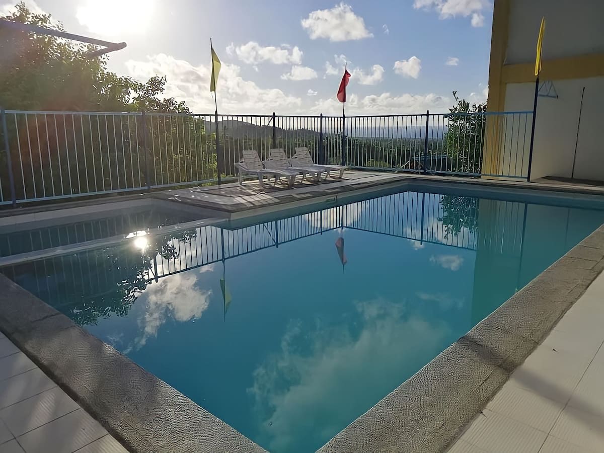 Private Resort with a view in Torrijos, Marinduque