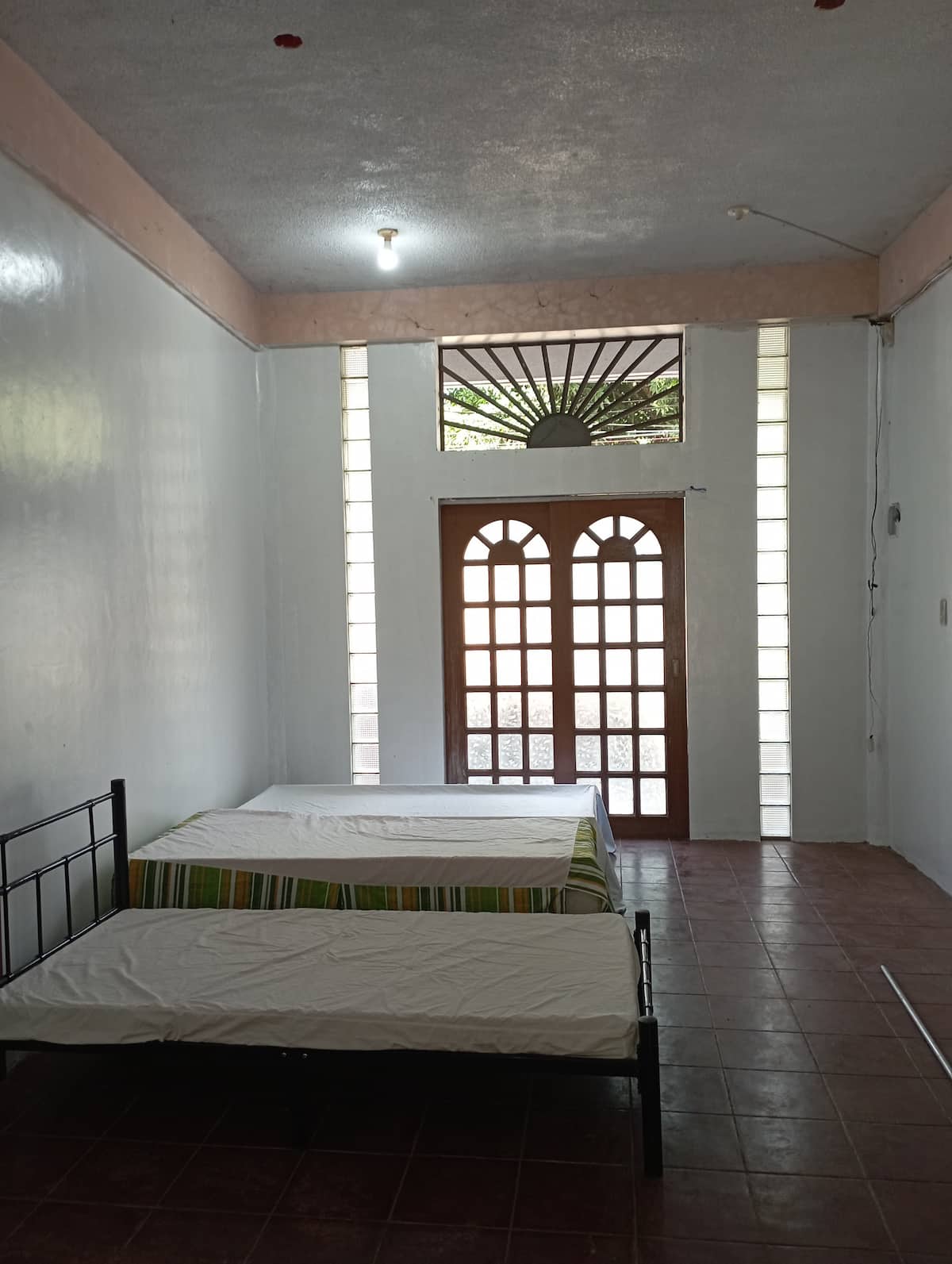 Solas' Apartel photo 5